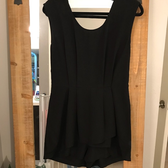 Black skort romper - Picture 1 of 6